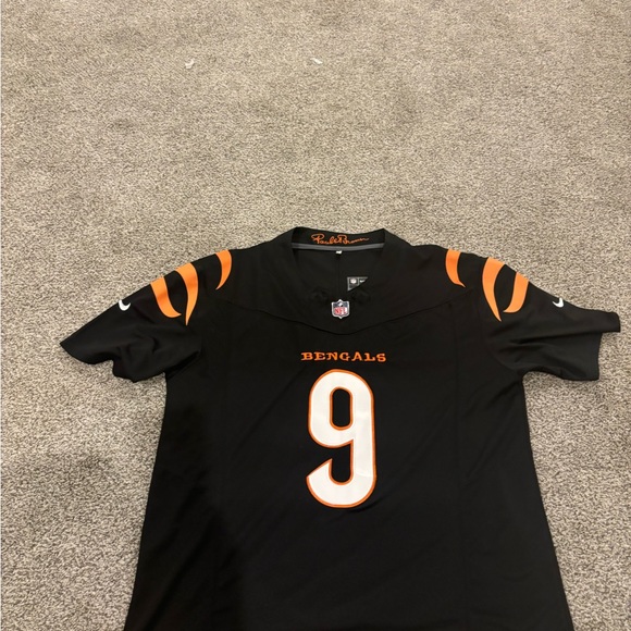 Joe Burrow Cincinnati Bengals jersey - Picture 1 of 4